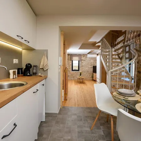 Petra Solis Apartament *