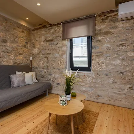 Petra Solis * لايميناس