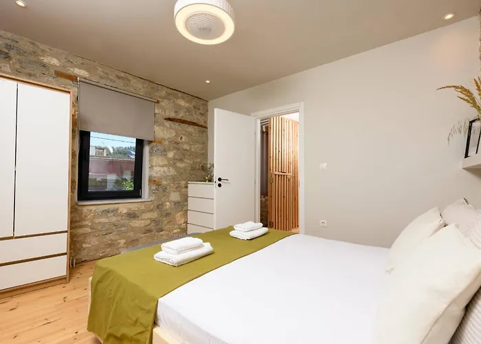 Petra Solis * 萨索斯