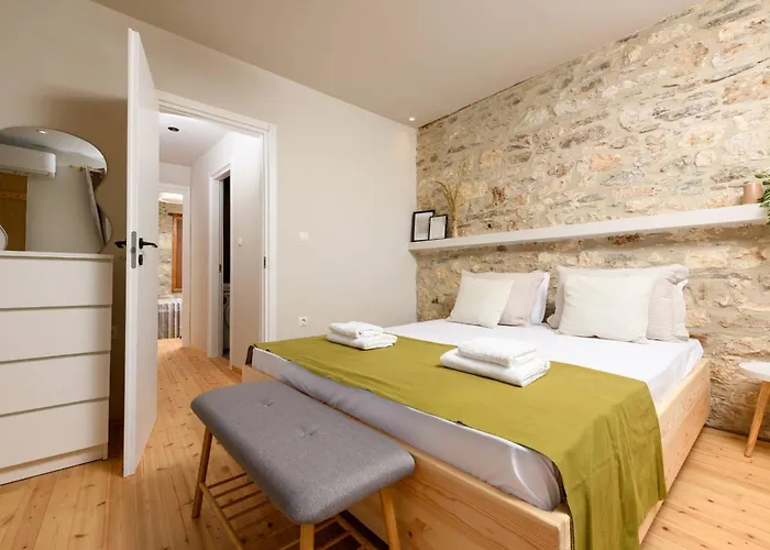 Petra Solis Apartment *